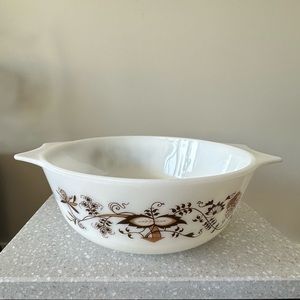 Pyrex Vintage Brown Vine Casserole Dish Milky White Circa 70’s 8”
